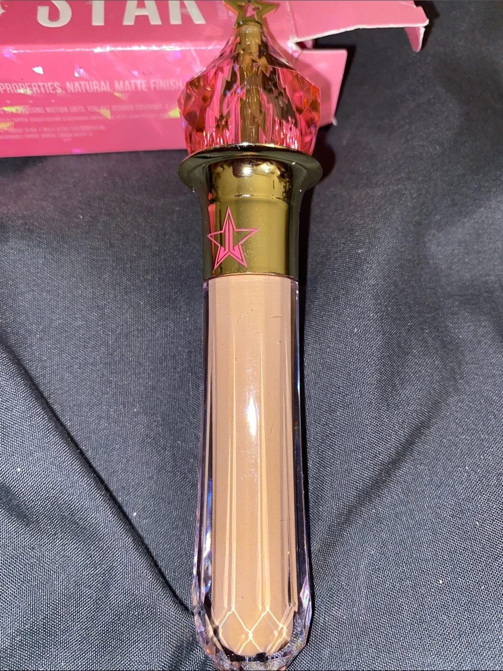 Jeffree Star Nude Pink Magic Star Liquid concealer